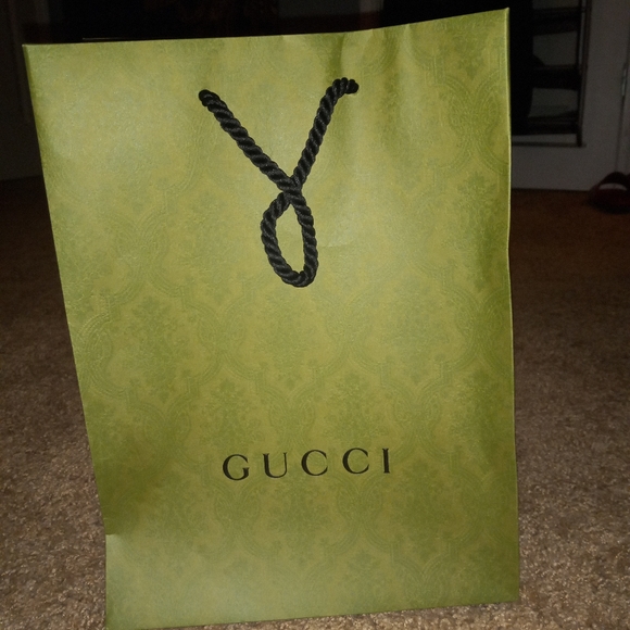 Don't want to wear it anymore - Picture 7 of 9